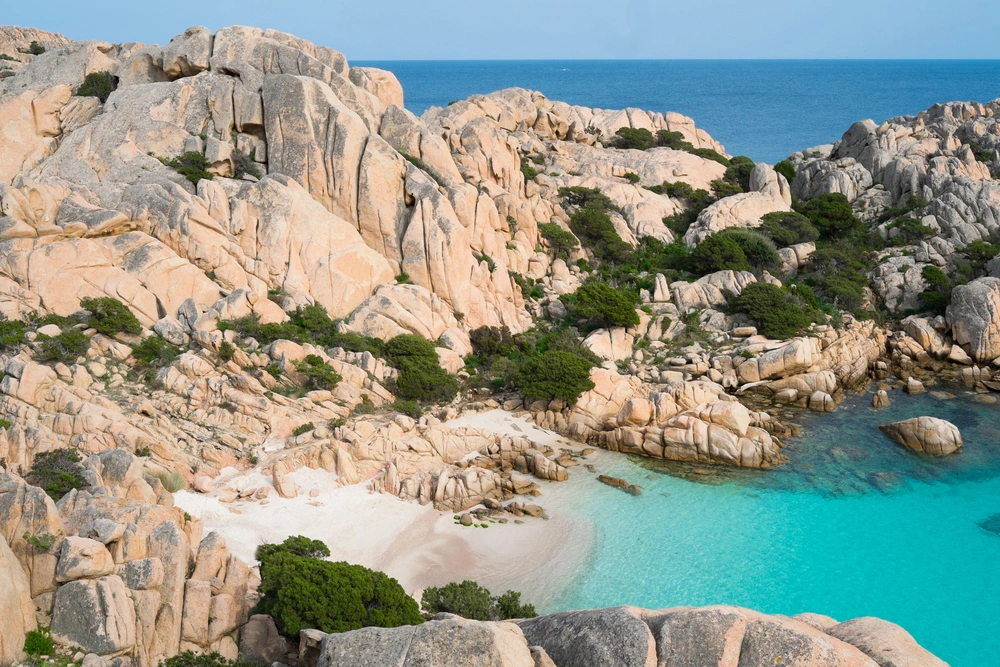 Maddalena E Arcipelago: Spiagge, Cose Da Vedere E Guida Per Visitare L'Arcipelago Della Maddalen Maddalena E Arcipelago: Spiagge, Cose Da Vedere E Guida Per Visitare L'Arcipelago Della Maddalen