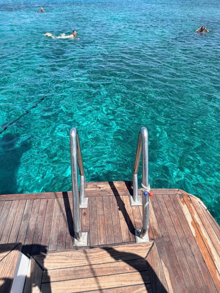 Cosa Vedere Alla Maddalena Mare Cristallino Visto Dalla Barca